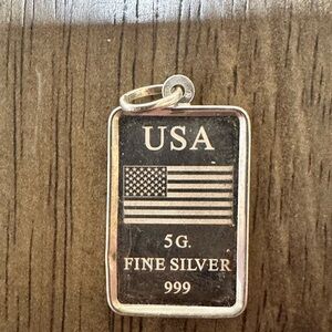 Silver USA Flag Pendant